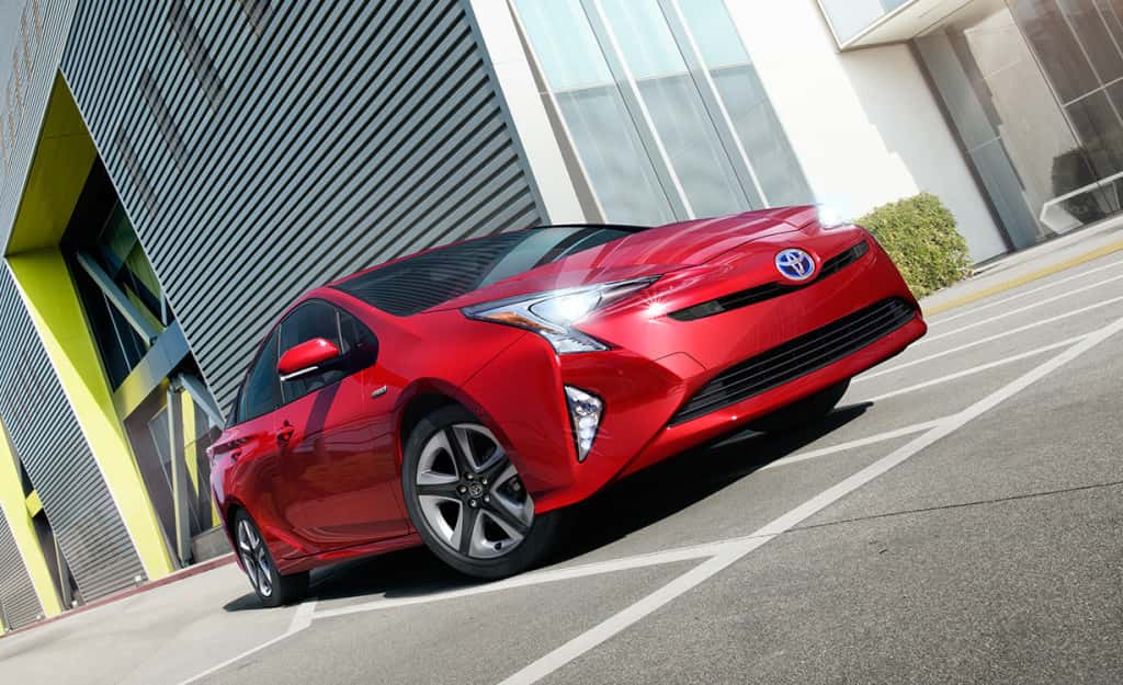 The Efficient 2016 Toyota Prius Hybrid MPG