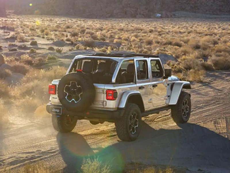 Order the 2023 Jeep Wrangler online near Floresville TX