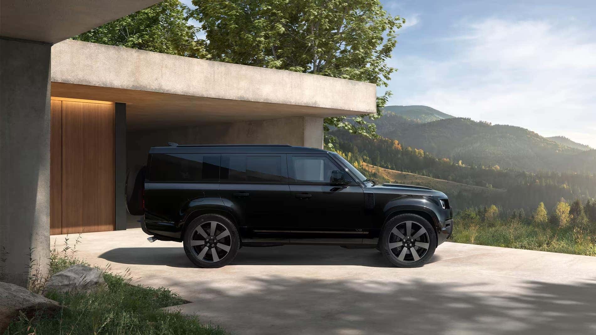 2026 land rover defender 130 passenger side profile view