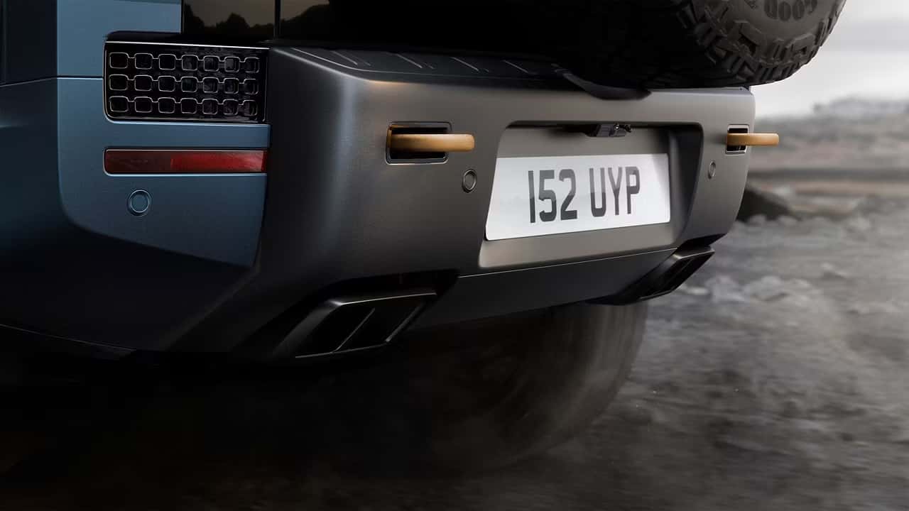 2026 defender octa rear exterior