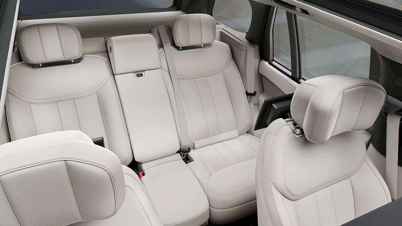 2027 range rover interior seating