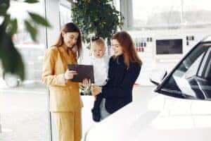 Discussing purchase of new vehicle