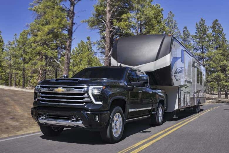 2026-silverado2500hd-towing