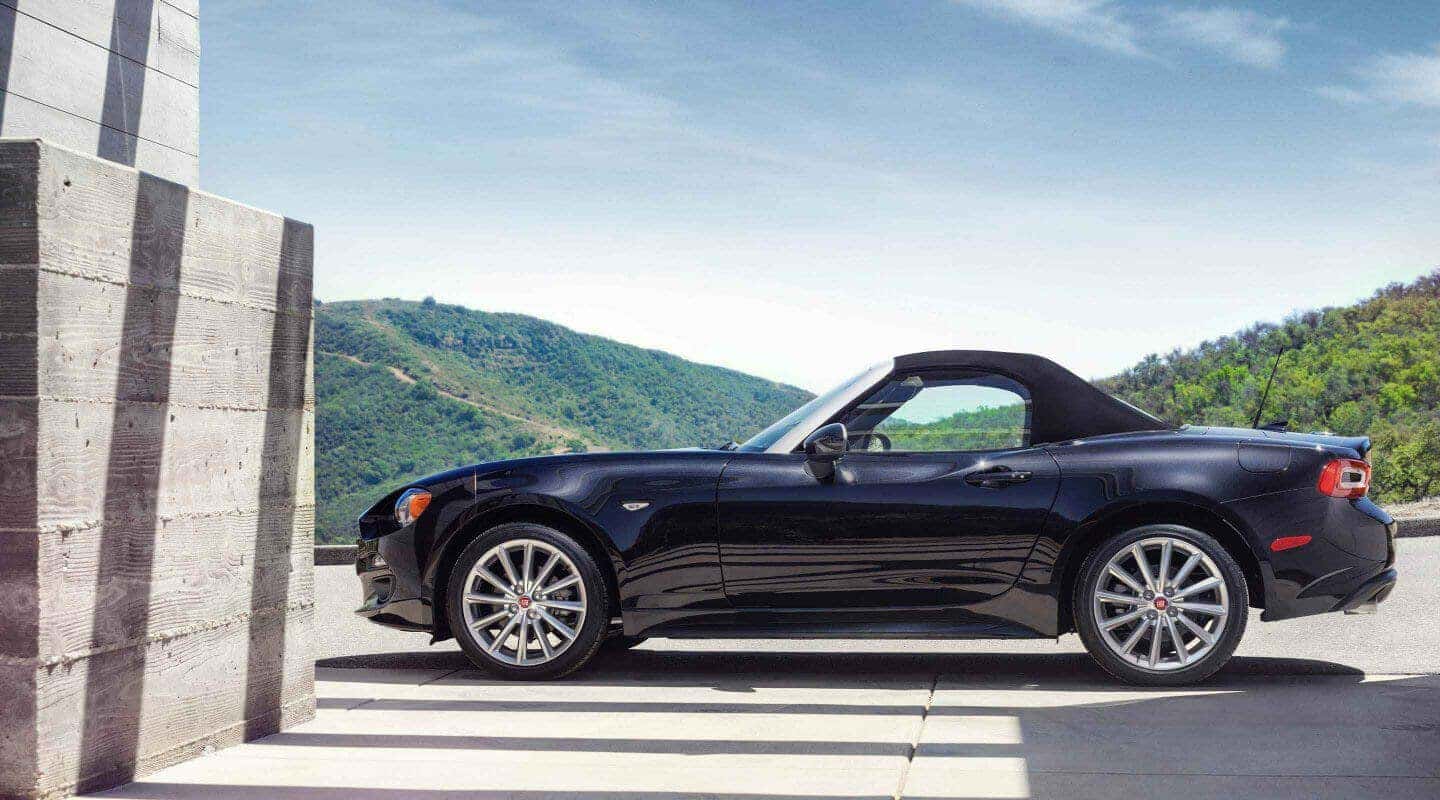 2020-FIAT-124-Spider-