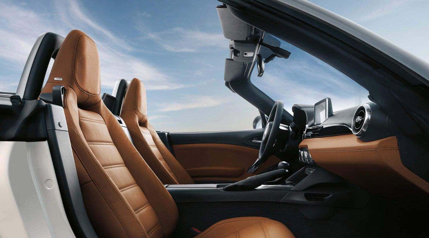 2020-FIAT-124-Spider-