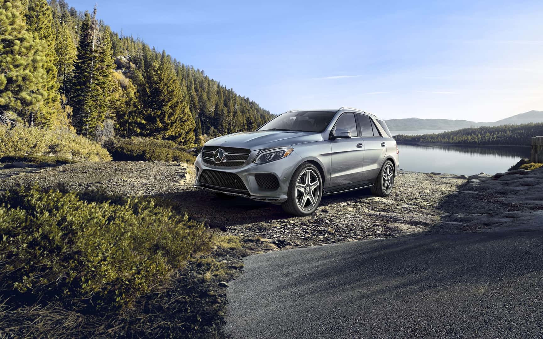 2018 GLE SUV GALLERY 002 SET Q WP