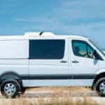 White Mercedes-Benz Van Sprinter_Metris
