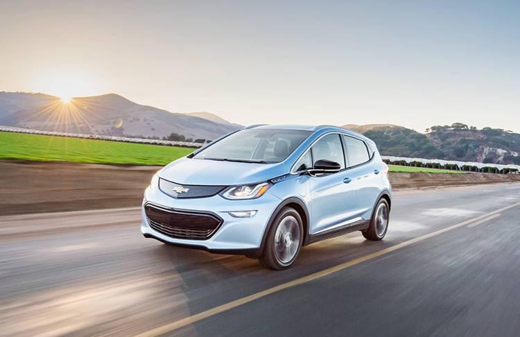 Chevy bolt ev vs store tesla model 3