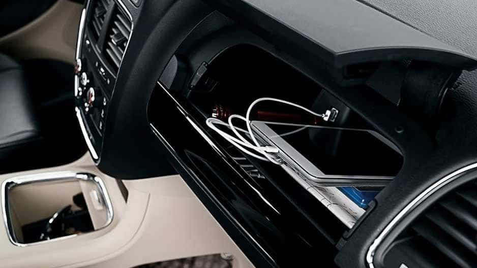 Technology Features of the New Dodge Grand Caravan at Garber in Saginaw, MI