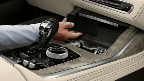 BMW X7 Technology