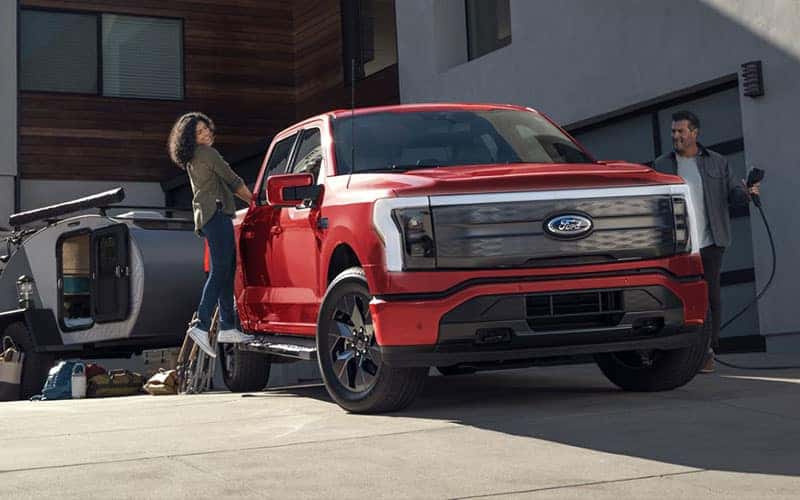 Ford F-150 Lightning Towing