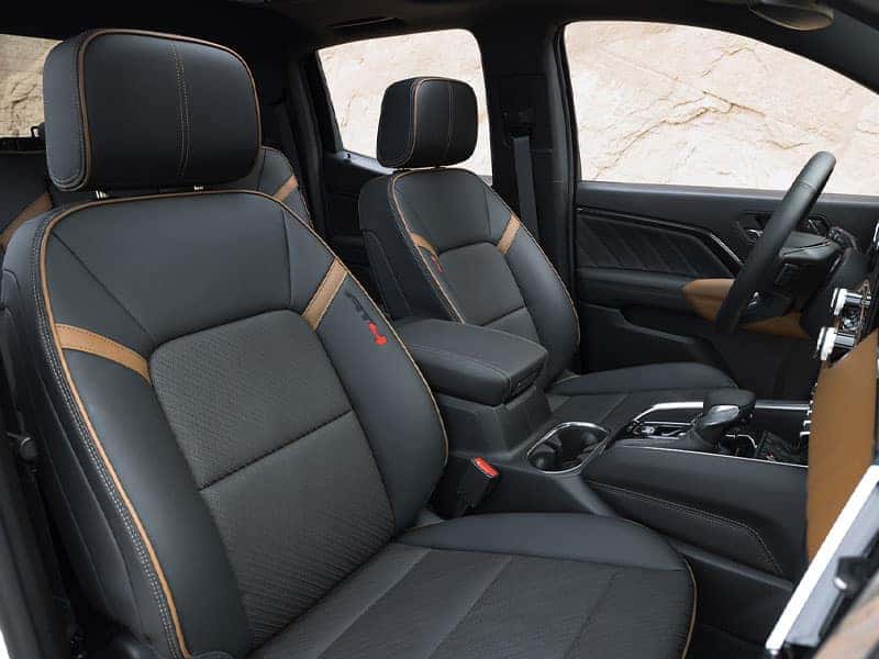 2023 GMC Canyon interior features and design