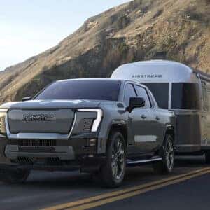2025 GMC Sierra EV Denali towing trailer