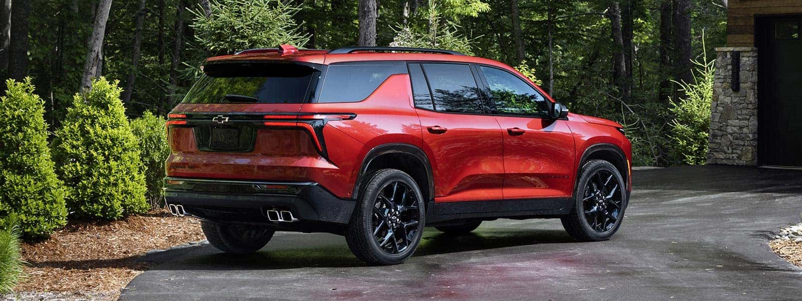Lease or Finance New 2025 Chevrolet Traverse Midsize SUV in Stanleytown near Danville Virginia