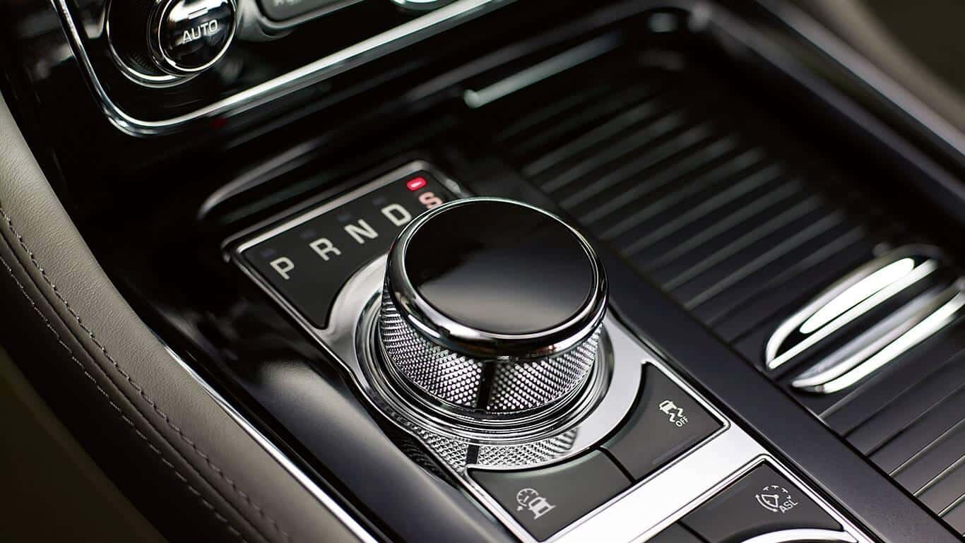 2017 Jaguar XJ Interior Features