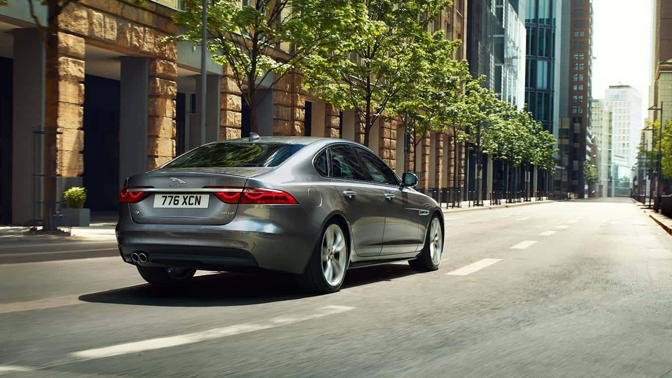 2018 Jaguar XF 2