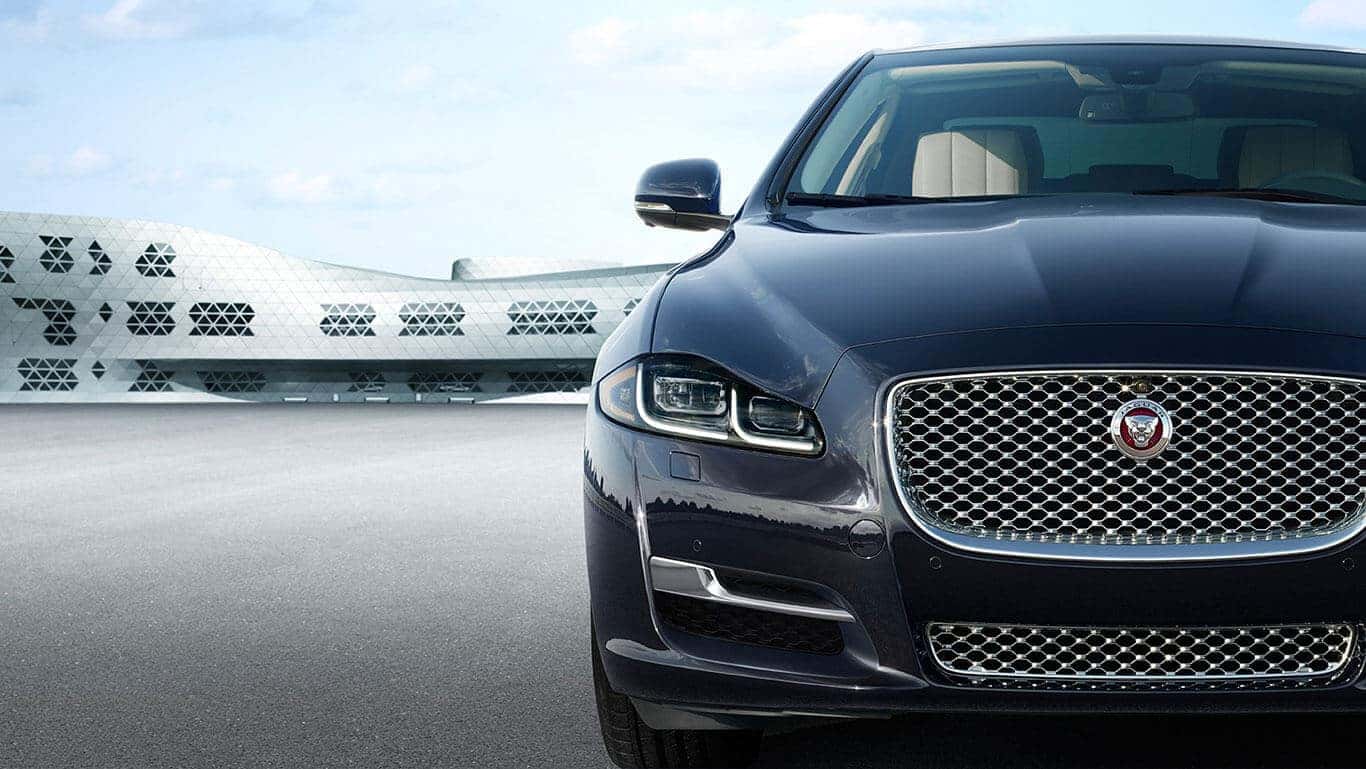 2018 Jaguar XJ Front End Close up view