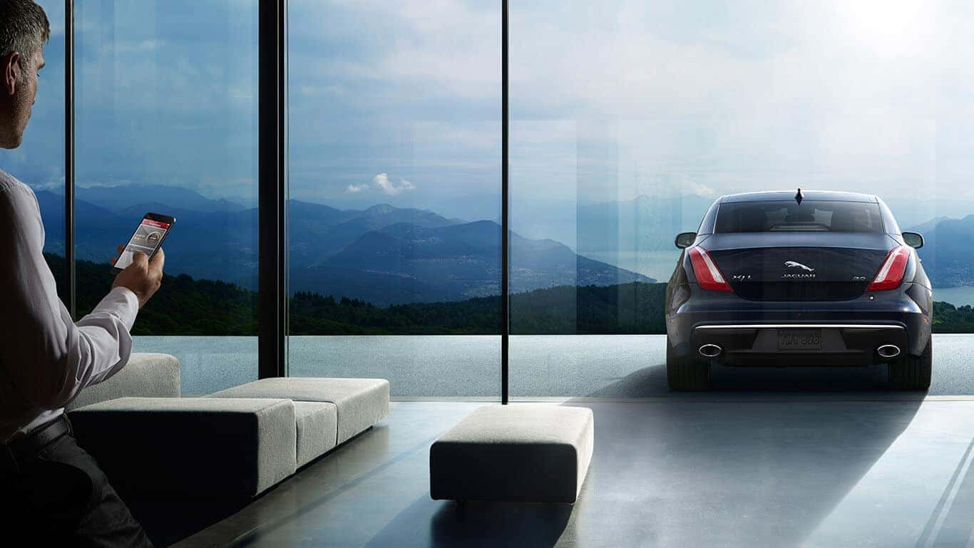 2018 Jaguar XJ Rear View