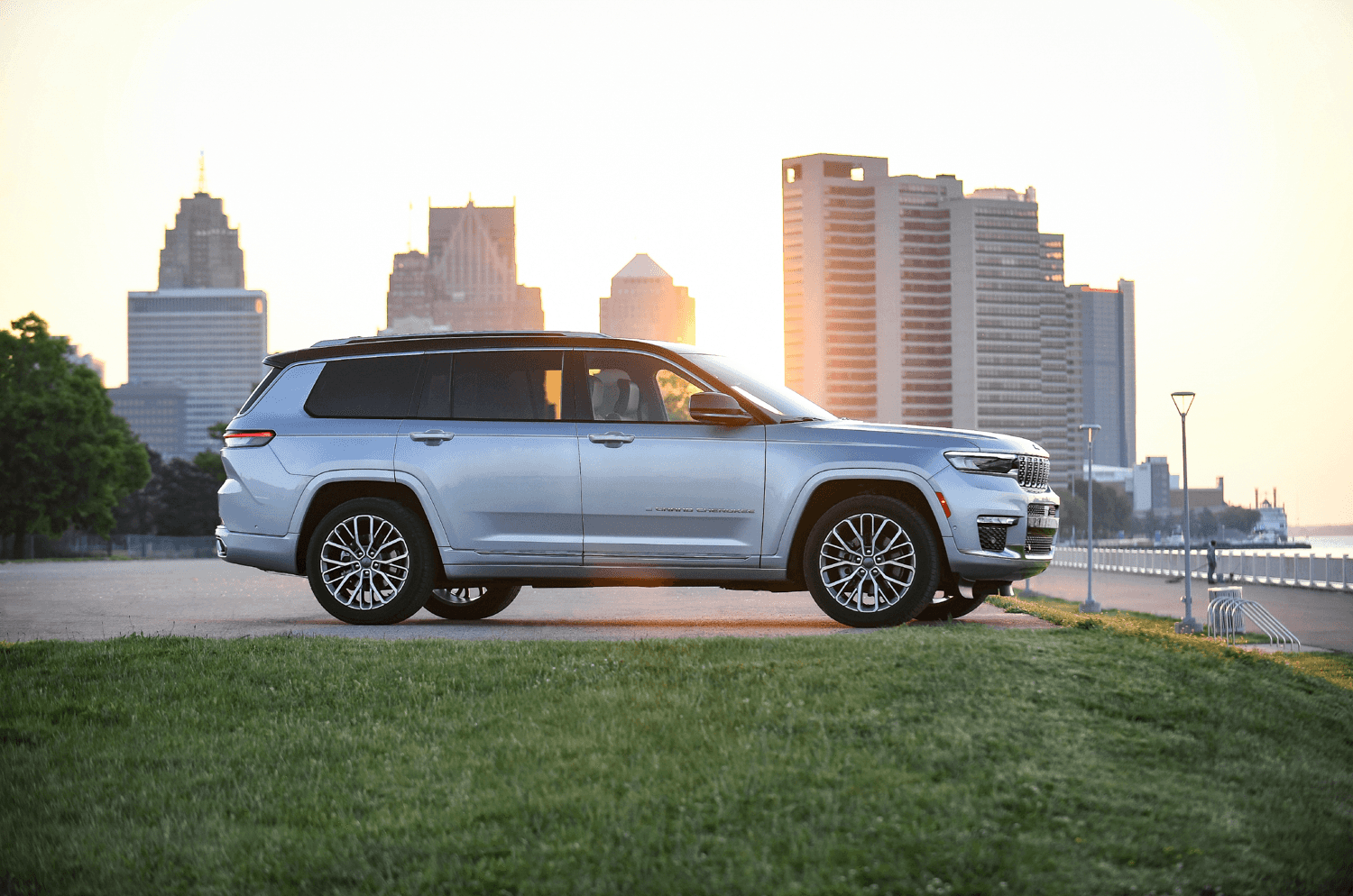 Jeep Grand<br>Cherokee L