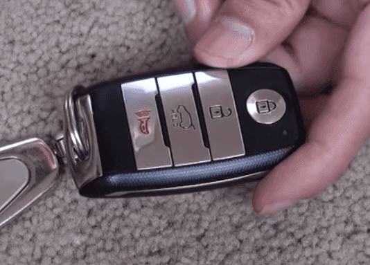 2014 nissan rogue key fob battery size