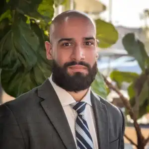 Salar Azarli