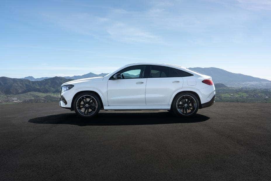 Side profile of the new Mercedes-Benz GLE Coupe