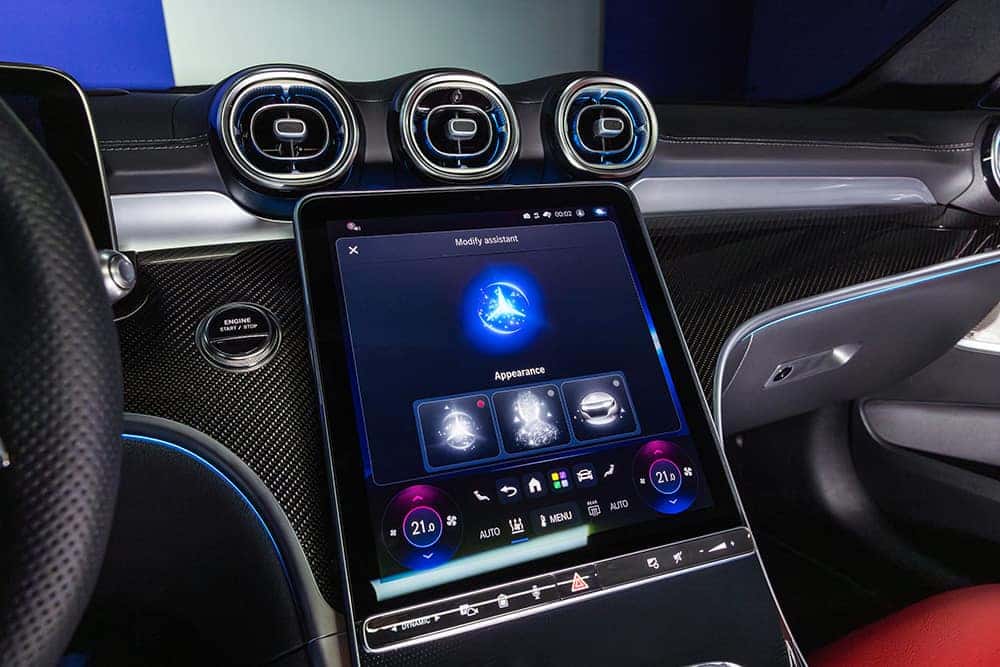 2027 Mercedes-Benz C-Class Sedan multimedia display