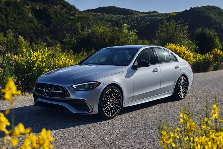 2022-C-Class-Sedan