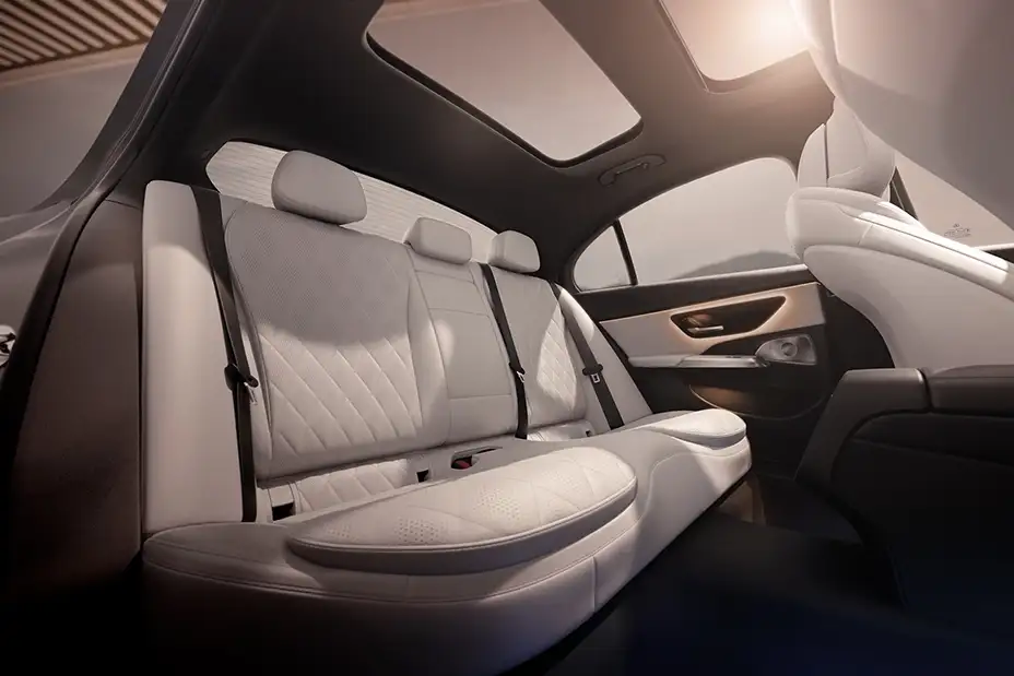2026-E-Class-Back-Seats-Interior