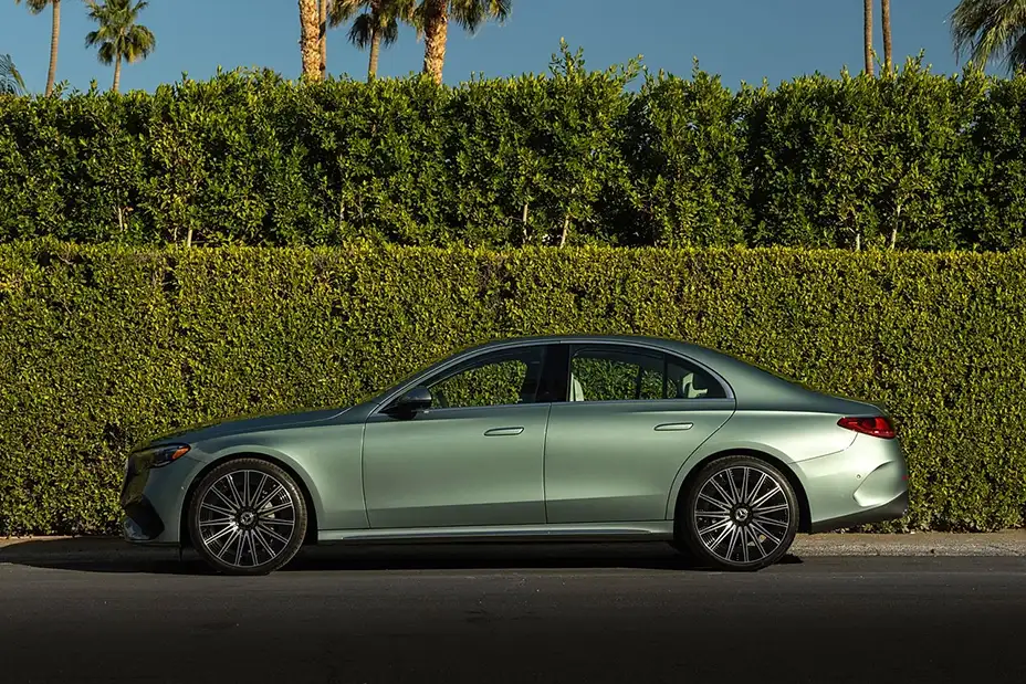 2026-E-Class-Side-Profile-Driver