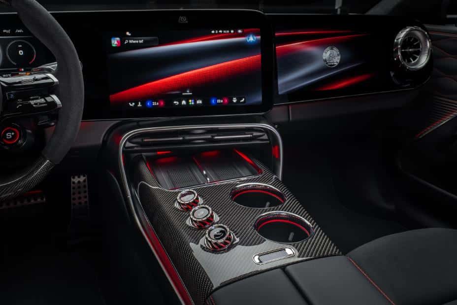 2027-Mercedes-AMG-GT-4-Door-Coupe-Interior-Console-View