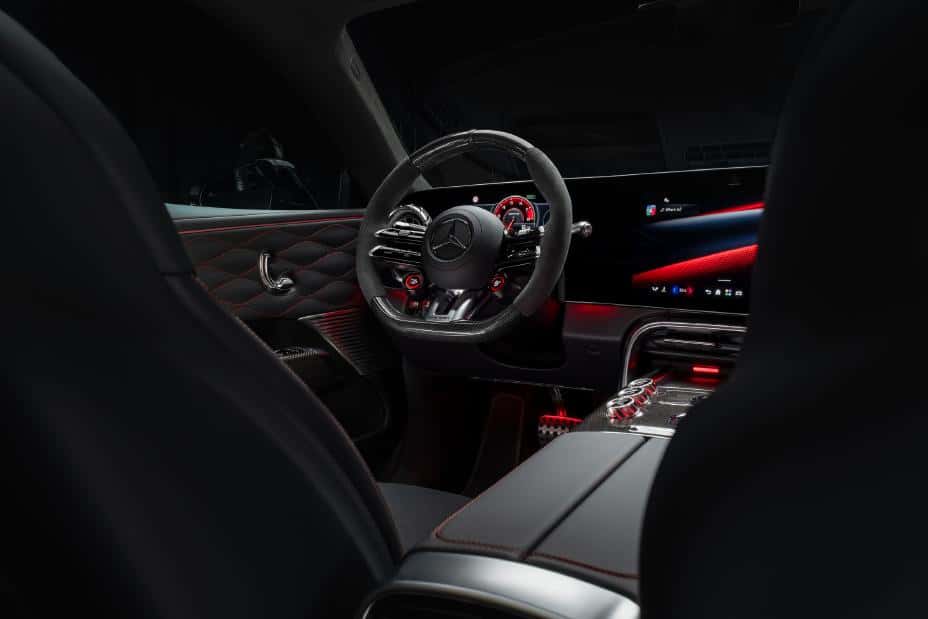 2027-Mercedes-AMG-GT-4-Door-Coupe-Steering-Wheel