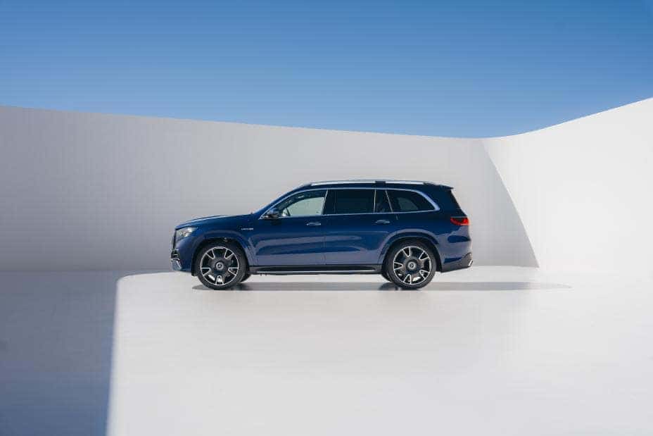2027 Mercedes-AMG GLS 63 front exterior design