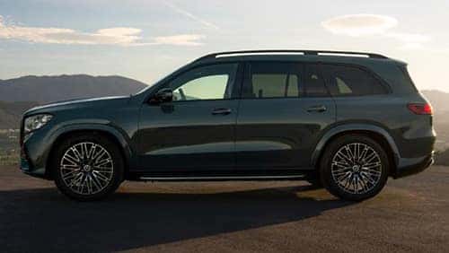 2027-GLS-SUV-Exterior-Side