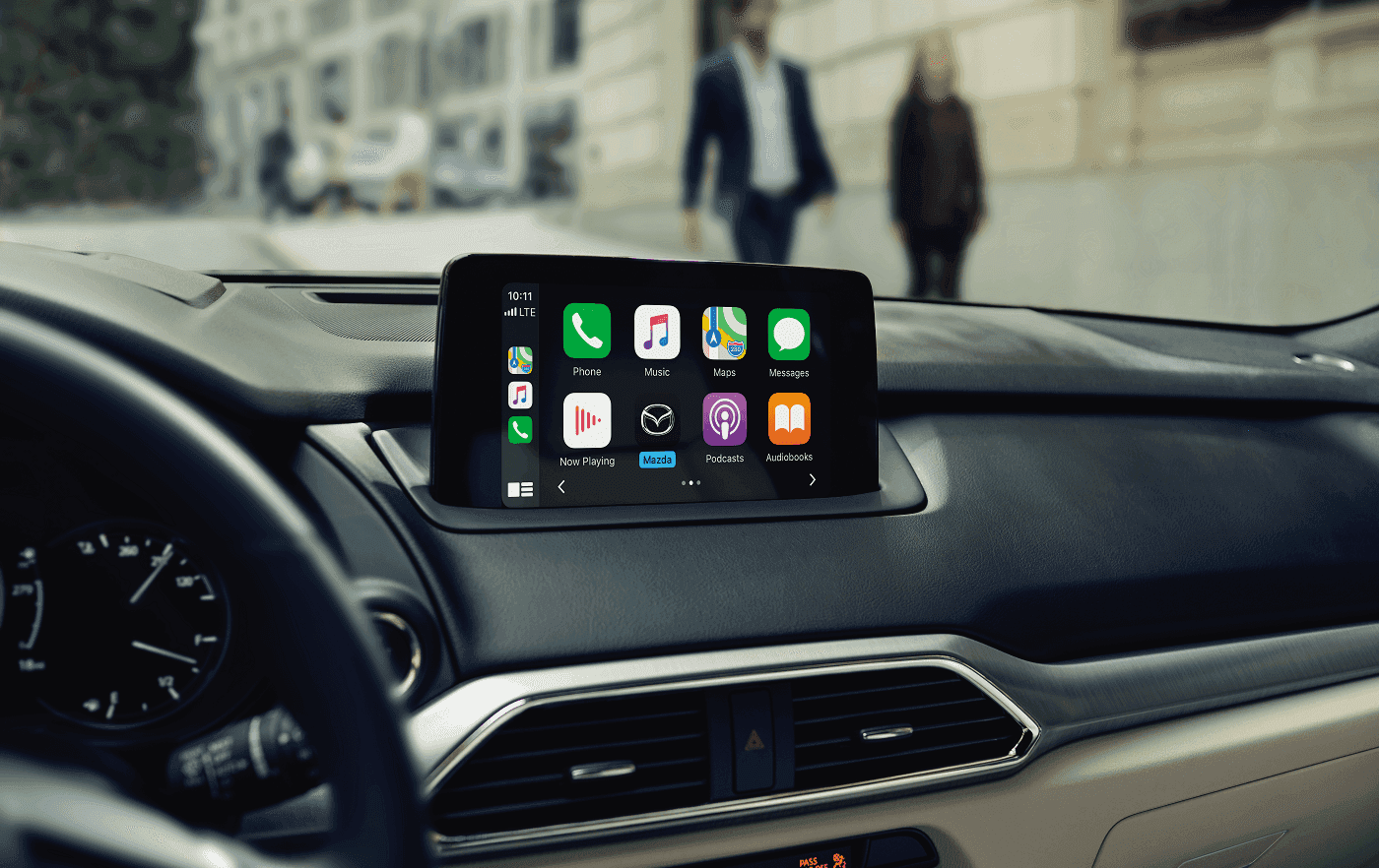 MAZDA CX-9 Apple CarPlay™ integration