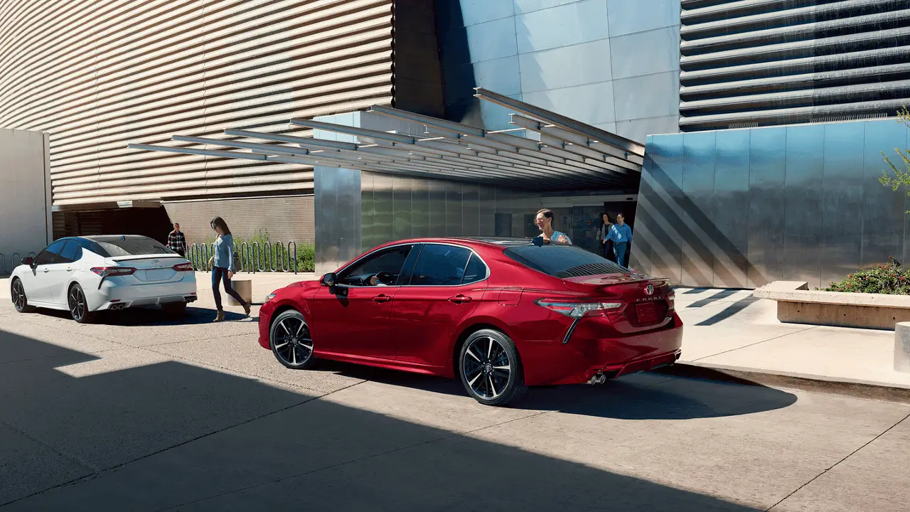 2018 Toyota Camry Info, Price, Pictures, and Colors | Toyota of Naperville