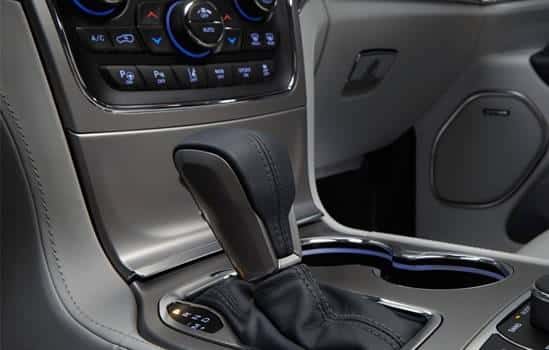 grand cherokee interior 3