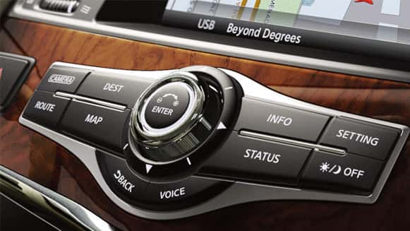 armada-interior-3