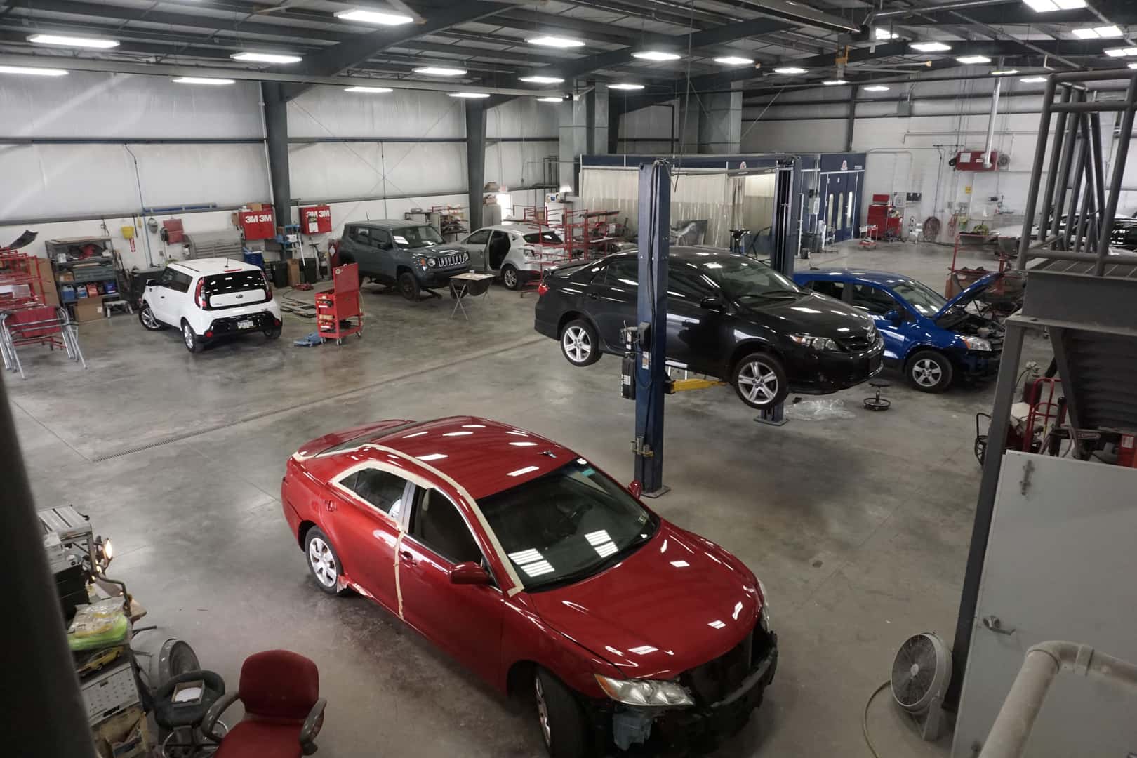 car body shop for rent near me