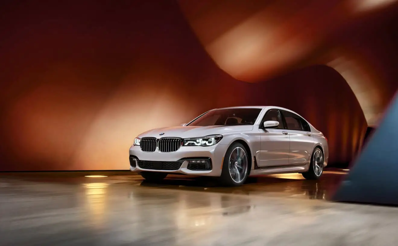 5 Reasons to Invest In a Luxury Vehicle | Rallye BMW