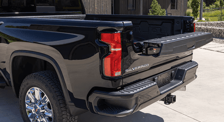 Chevy Silverado with Tailgate acessory