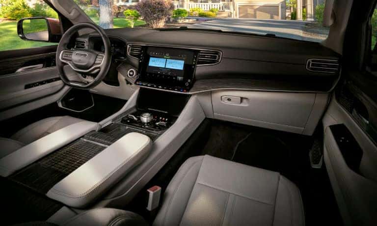2022 Wagoneer interior front seating