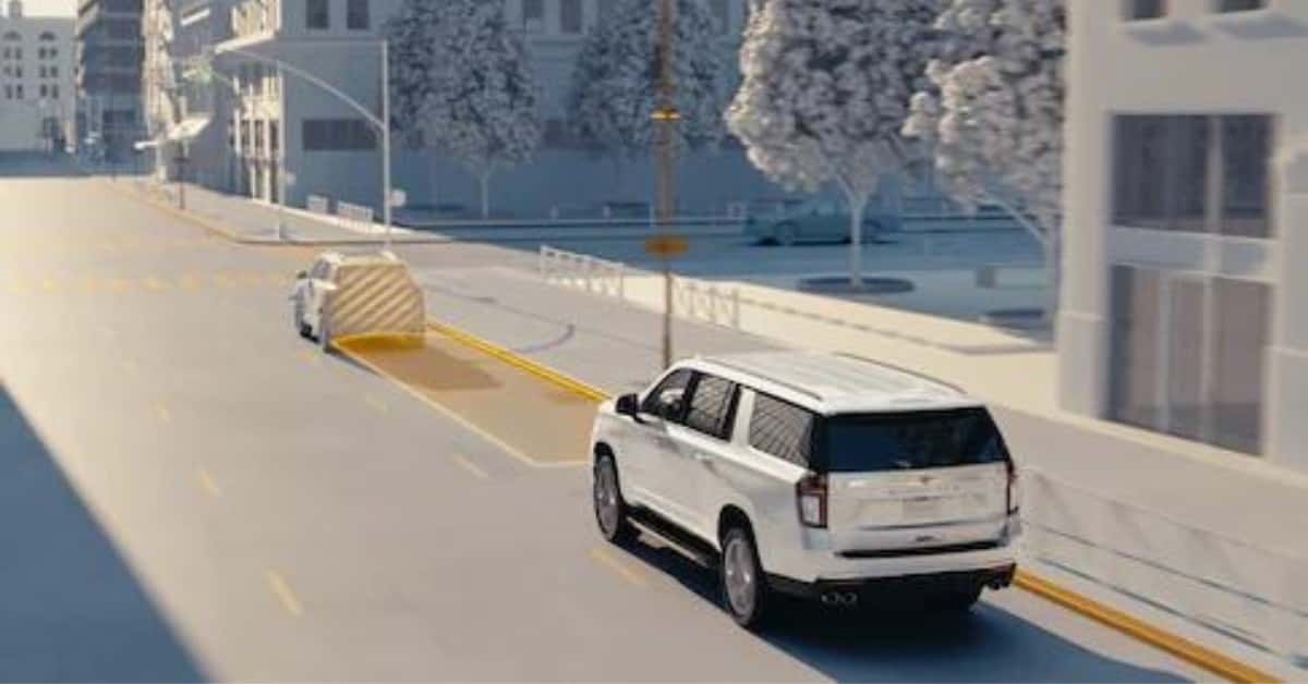 2023 Chevrolet Suburban Forward Collision Alert And Automatic Emergency Braking