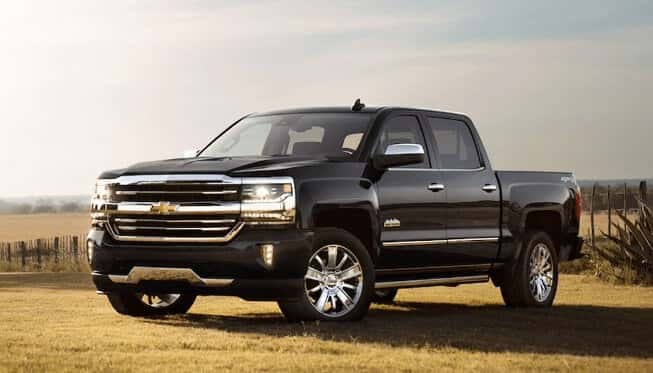 Compare the Top Trucks: Chevy Silverado 1500 vs. GMC Sierra 1500