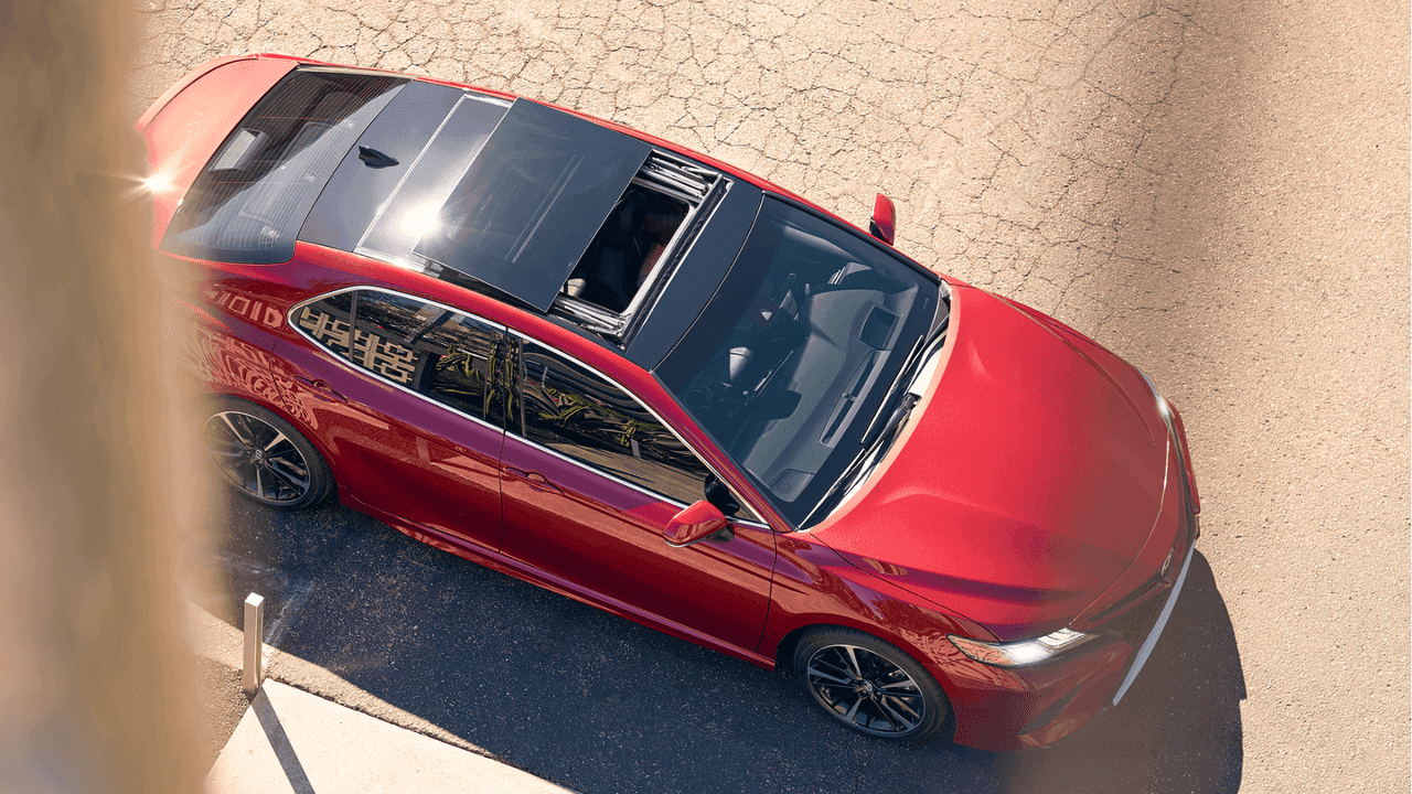 2018 Toyota Camry with panoramic roof
