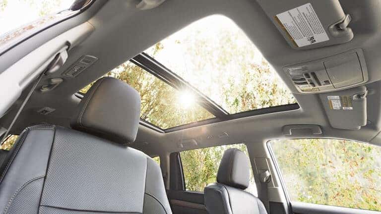 2018 Toyota Highlander Interior Features