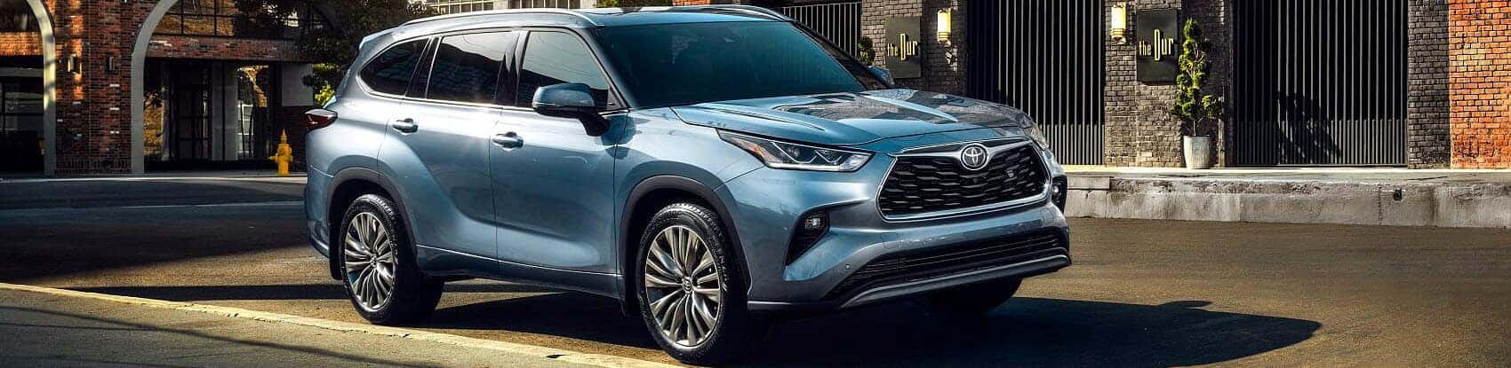 2021 toyota deals highlander hybrid accessories